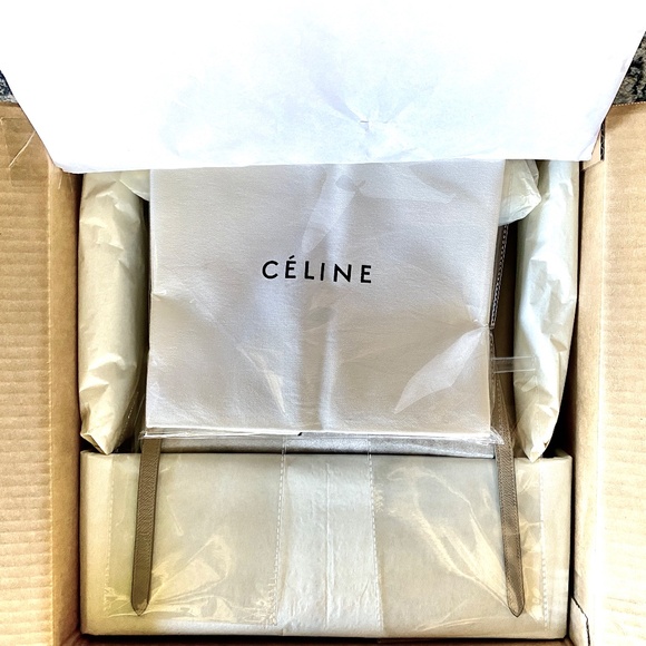 Celine Mini Belt Bag ( Largest size of the belt bag ) Light Taupe NEW - Picture 16 of 16